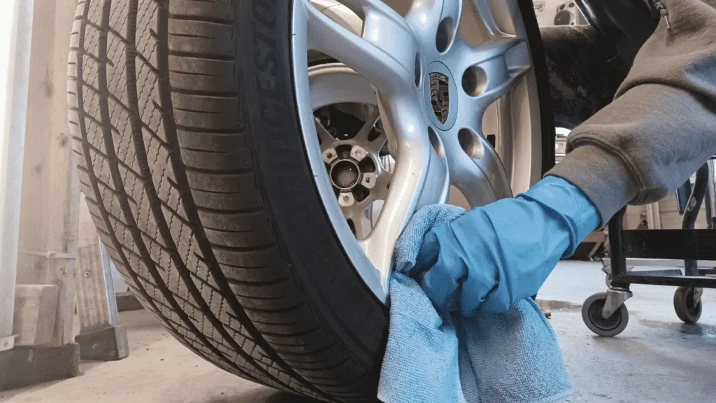 Best way to clean car rims and how to remove brake dust from rims without damaging the finish
